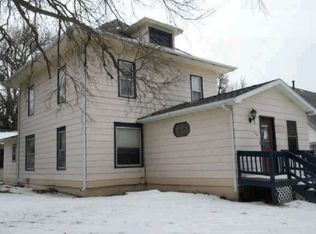 401 State Ave N, Wessington Springs, SD 57382