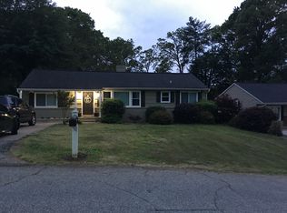 515 Willow Springs Dr, Greenville, SC 29607