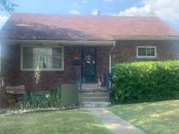 2639 Russell Dr, New Kensington, PA 15068