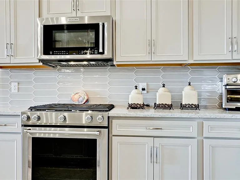8609 Seascape Cv — Photo 6