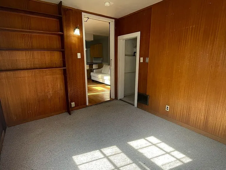 310 E William St — Photo 12