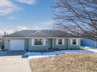 610 2nd St NW, State Center, IA 50247