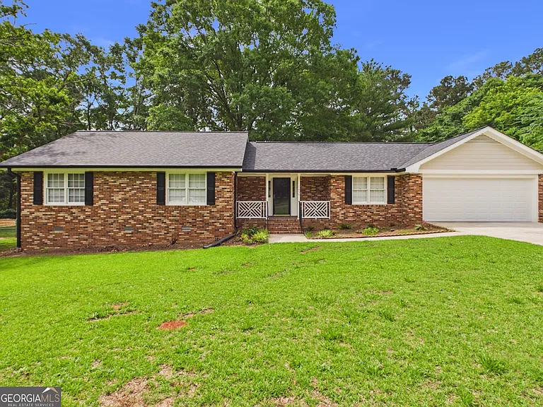 1450 Crooked Creek Rd — Photo 3