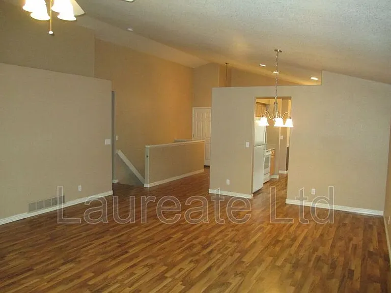3659 Rawhide Cir — Photo 2