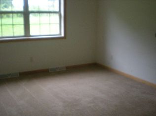 7047 Roller Rd, Salem, OH 44460