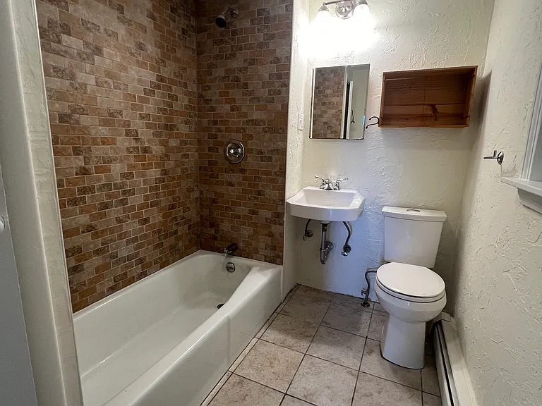 19 Flint St #19A — Photo 7