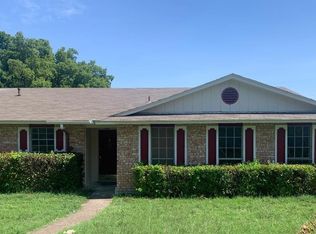 1431 Taperwicke Dr, Dallas, TX 75232