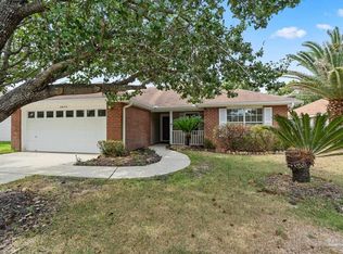 2025 Shadow Lake Dr, Gulf Breeze, FL 32563