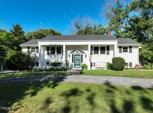 104 Ridgecrest Dr, Greeneville, TN 37745