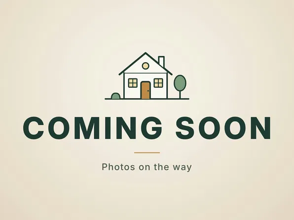 1969 Laboon Cir, College Park, GA 30349