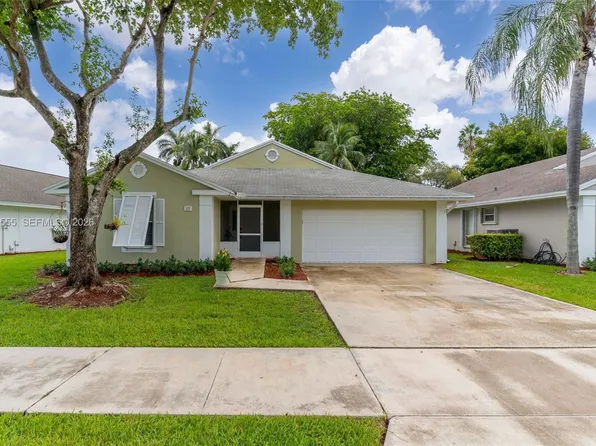 527 SE 27th Dr, Homestead, FL 33033