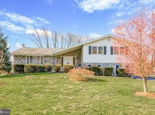 328 Knoll Rd, Plymouth Meeting, PA 19462