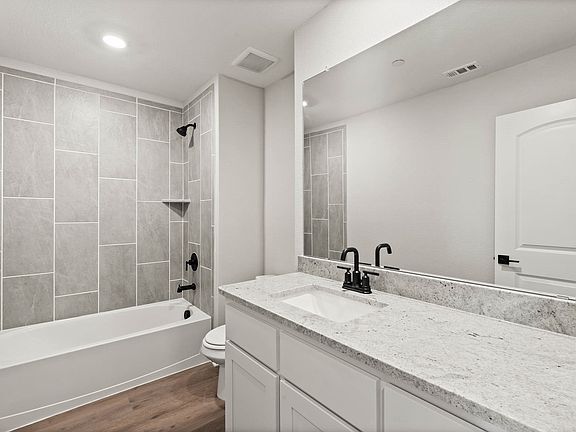 7th image of this home