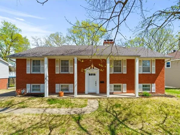 6505 NW Quail Run Dr, Kansas City, MO 64152