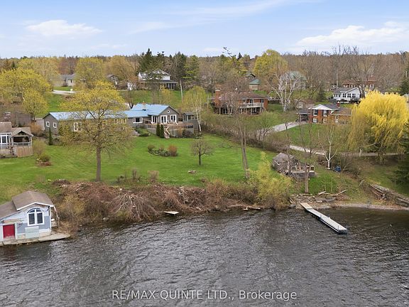3rd image of 5 Hermon Ln