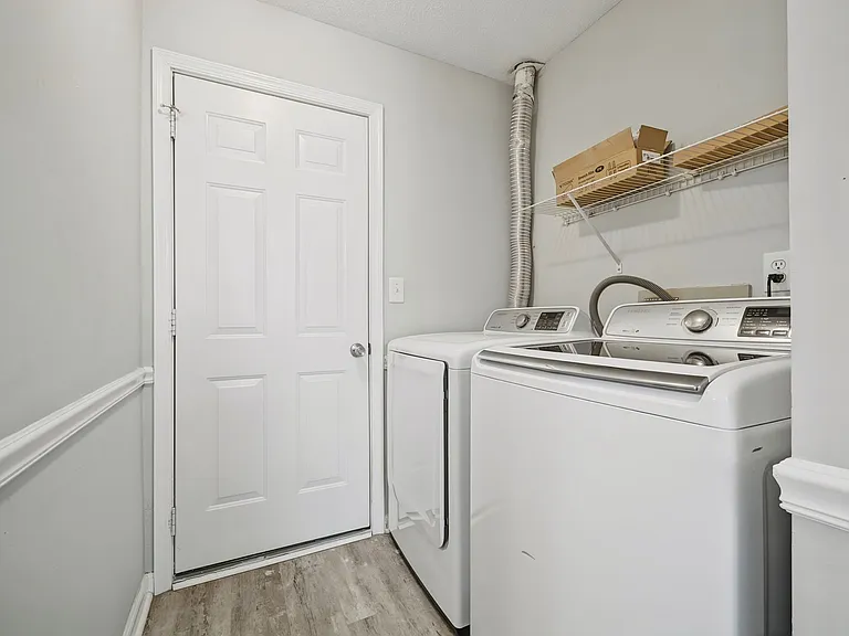 5408 Lord Dunmore Ct — Photo 34