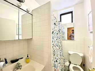 Rented by (Legacy) Elegran