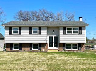 42 S Arlington Dr, Henderson, KY 42420