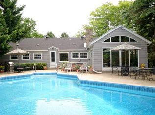 N98W7295 Kingston Ct, Cedarburg, WI 53012
