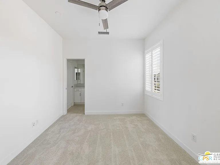35935 Hinksey St — Photo 26