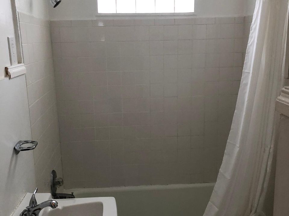2nd image of 1036 Brackenridge Ave APT 2