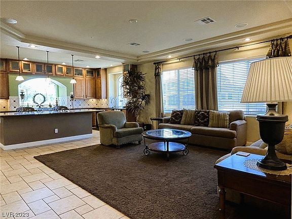 3rd image of 8574 Silver Coast St