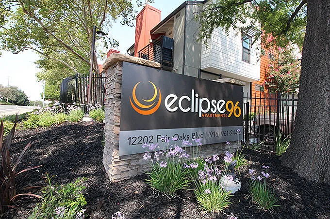 Eclipse 96 — Photo 19