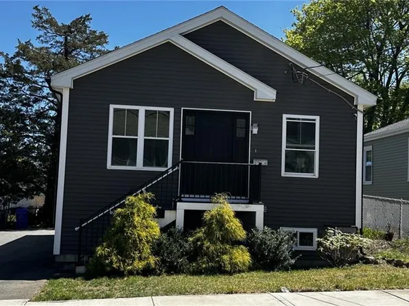 851 River Ave, Providence, RI 02908