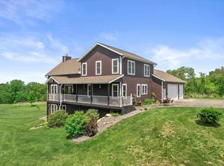 10800 Clay Hill Rd, Mount Horeb, WI 53572