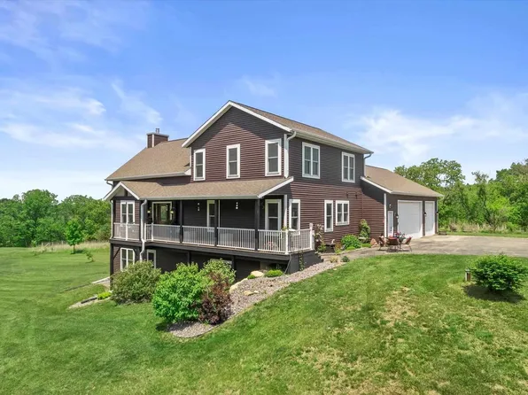 10800 Clay Hill Road, Mount Horeb, WI 53572