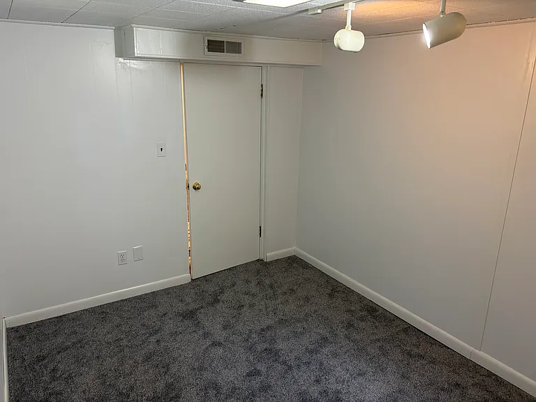 5929 Cullen Dr — Photo 28