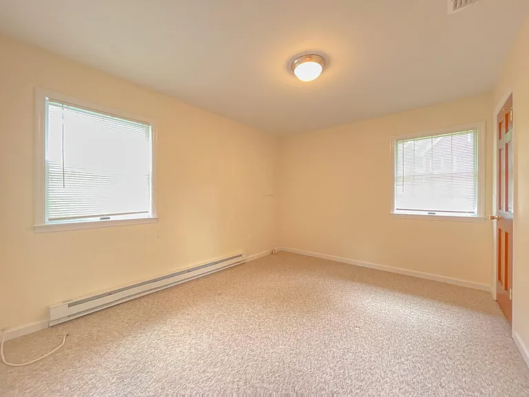10 Fairview Dr — Photo 6