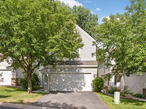 8723 N Bay Dr, Chanhassen, MN 55317