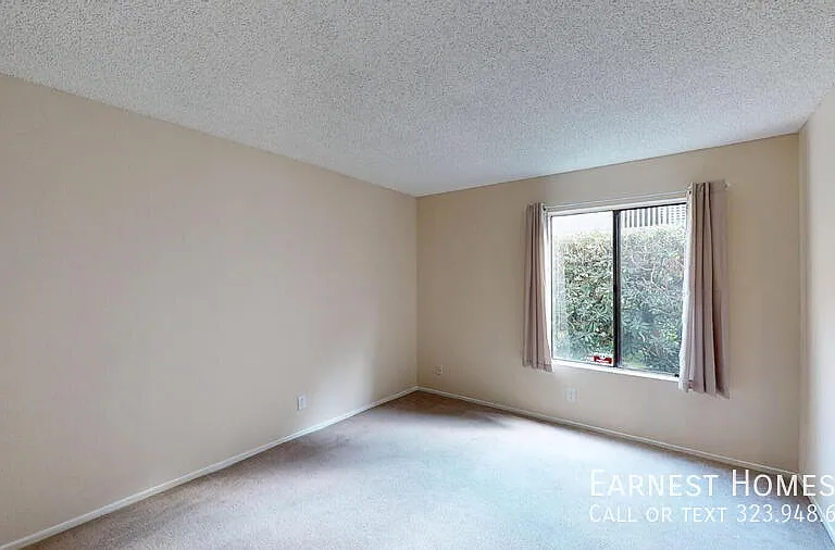 15215 Magnolia Blvd #110 — Photo 12
