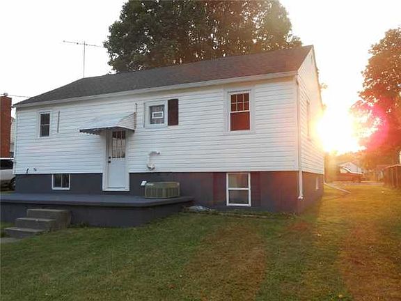 4th image of 1026 Washington Ave