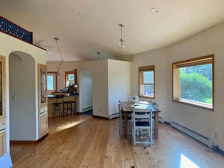 7 Meadow Ln — Photo 16
