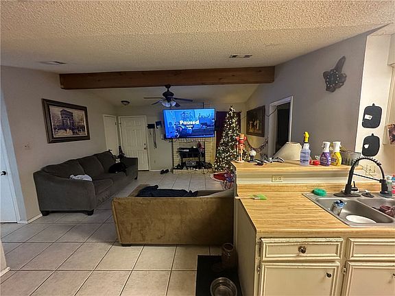 2nd image of 628 San Mario Ct
