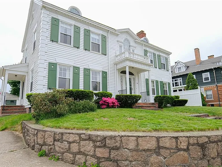 36 Underwood St — Photo 10