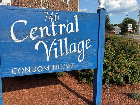 740 Central St Unit J11, Leominster, MA 01453