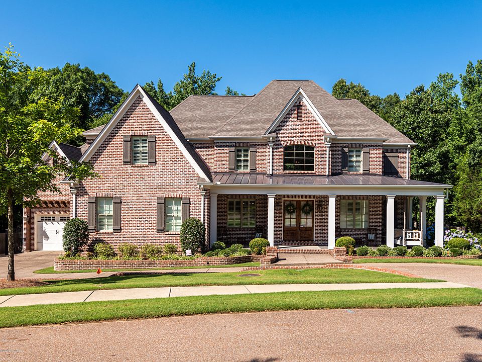 1st image of 13833 Valley Oaks Dr