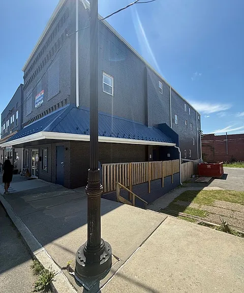 349 Mercer St #2 — Photo 6