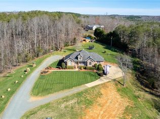 1284 Pitzer Rd, Walnut Cove, NC 27052