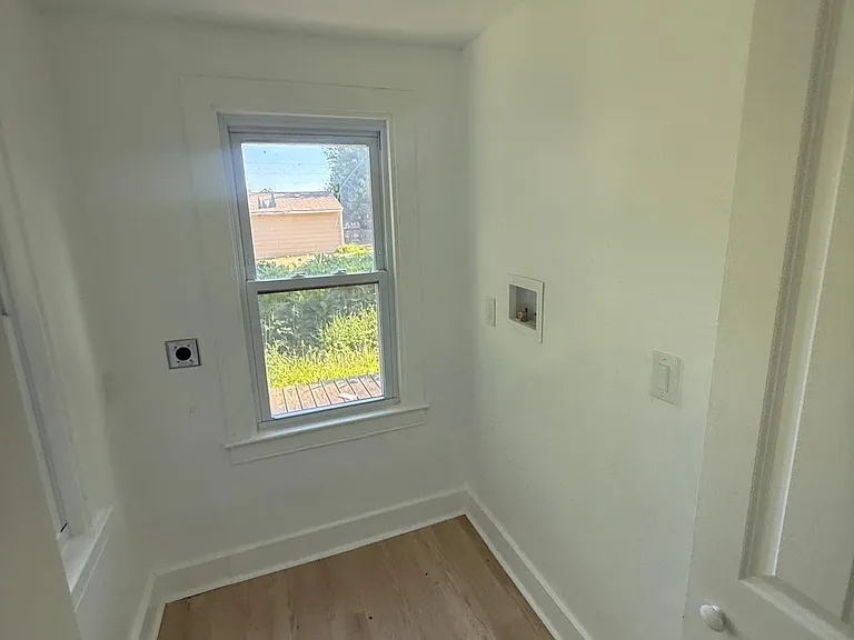 1707 SW Walnut St — Photo 8