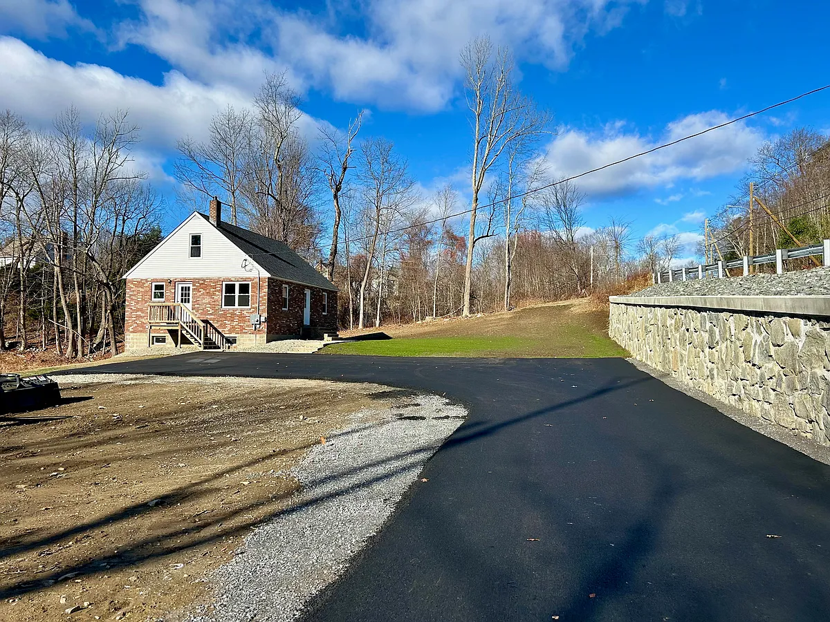 Building Photo - 89 Pommogussett Rd