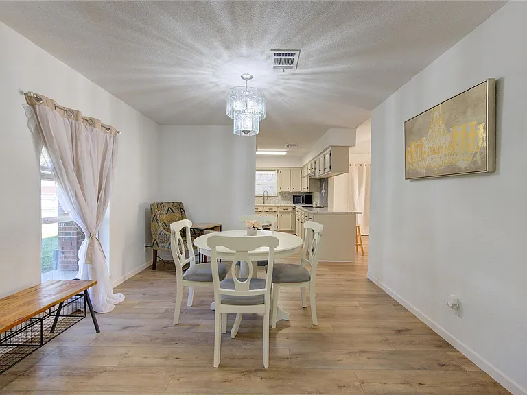 16523 Rawhide Trl — Photo 4