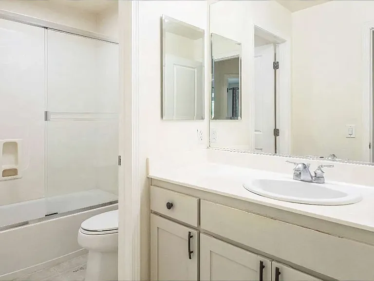 361 Vista Roma Way — Photo 12