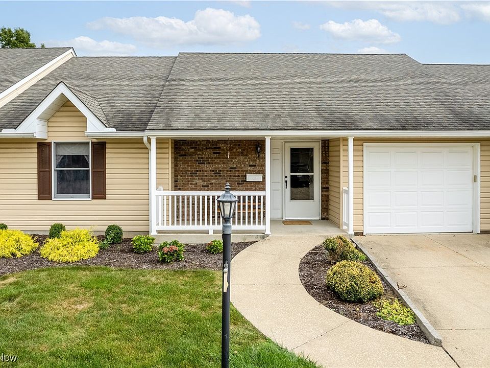 1st image of 194 Park Place Dr