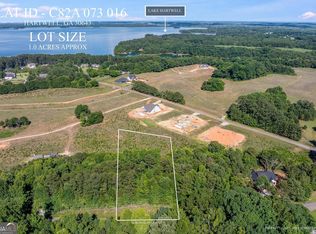 16 Elrod Ferry Rd, Hartwell, GA 30643