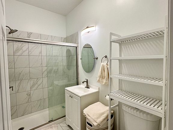 5th image of 1620 S Ashland Ave APT 3F