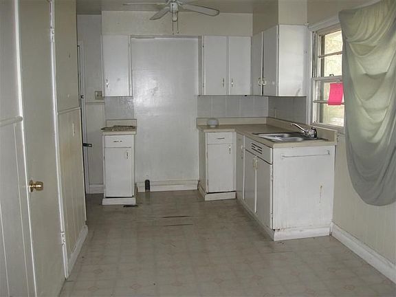 4043 Hodge Road, Memphis, TN 38109